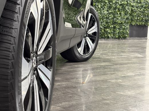 Volvo  C40 Recharge Core 69 kWh | Stoel en Stuurwielverwarming | All Season banden | Parkeercamera | Cruise ... ActivLease financial lease