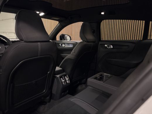 Volvo  C40 Single Motor Extended Range Plus | Trekhaak | All Season banden | Adaptieve Cruise Control | Stoe... ActivLease financial lease