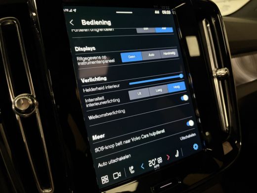 Volvo  C40 Single Motor Extended Range Plus | Trekhaak | All Season banden | Adaptieve Cruise Control | Stoe... ActivLease financial lease