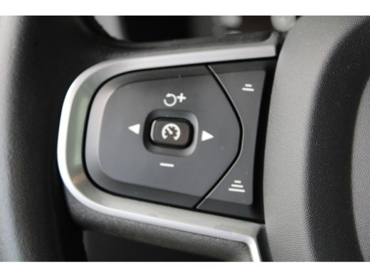 Volvo  V60 2.0 B3 Momentum Advantage | LED Koplampen | Navigatiesysteem full map | Cruise control | ActivLease financial lease