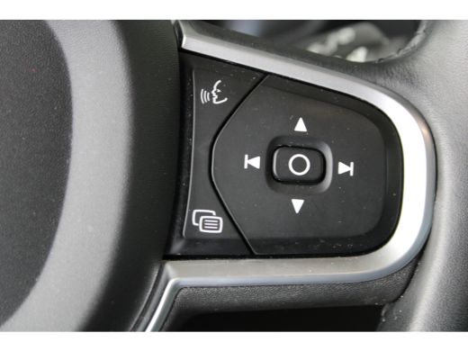 Volvo  V60 2.0 B3 Momentum Advantage | LED Koplampen | Navigatiesysteem full map | Cruise control | ActivLease financial lease