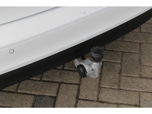 Volvo  V60 2.0 B3 Momentum Advantage | LED Koplampen | Navigatiesysteem full map | Cruise control | ActivLease financial lease