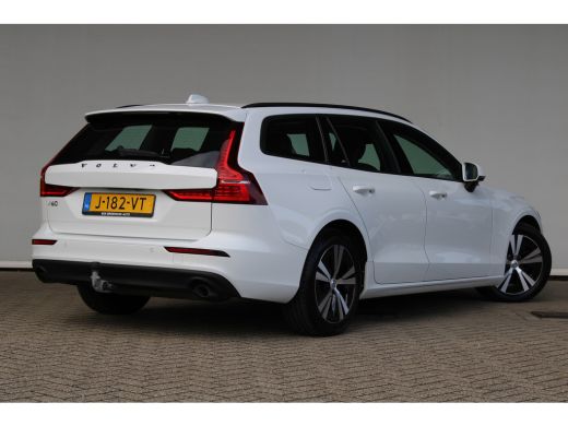 Volvo  V60 2.0 B3 Momentum Advantage | LED Koplampen | Navigatiesysteem full map | Cruise control | ActivLease financial lease