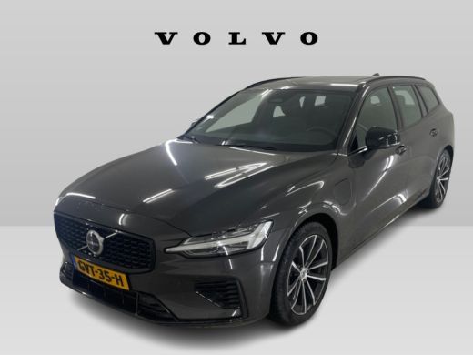 Volvo  V60 T6 Plug-in hybrid AWD Plus Dark | Panoramadak | Trekhaak | Harman Kardon | Sportstoelen | Stoel e... ActivLease financial lease