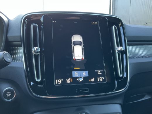 Volvo  XC40 1.5 T5 262pk PHEV Recharge R-Design Elek.Trekhaak Leer Stoel/Stuurverw Adap.Cruise NL-Auto! ActivLease financial lease