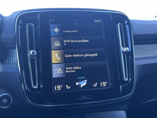 Volvo  XC40 1.5 T5 262pk PHEV Recharge R-Design Elek.Trekhaak Leer Stoel/Stuurverw Adap.Cruise NL-Auto! ActivLease financial lease