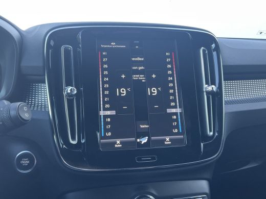 Volvo  XC40 1.5 T5 262pk PHEV Recharge R-Design Elek.Trekhaak Leer Stoel/Stuurverw Adap.Cruise NL-Auto! ActivLease financial lease
