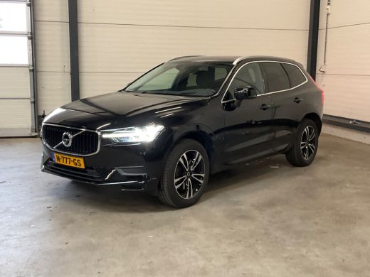 Volvo  XC60 2.0 B5 Momentum Exclusive
