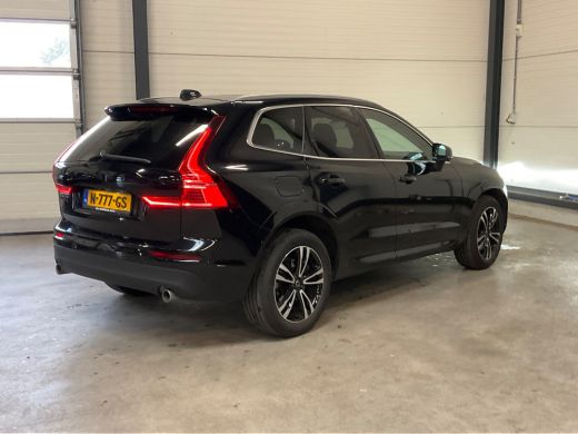 Volvo  XC60 2.0 B5 Momentum Exclusive ActivLease financial lease