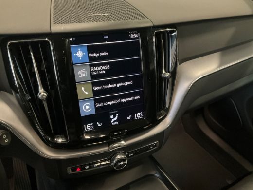 Volvo  XC60 2.0 B5 Momentum Exclusive ActivLease financial lease