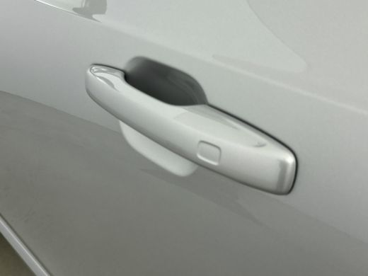 Volvo  XC90 2.0 T8 Plug-in hybrid AWD Plus Dark NEW MODEL | SILVER DAWN | Luchtvering | Trekhaak | Getint gla... ActivLease financial lease