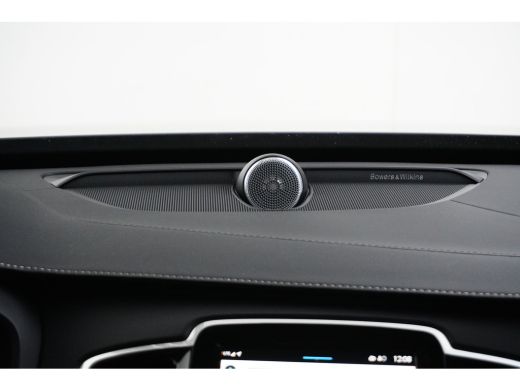 Volvo  XC90 2.0 T8 Recharge AWD Ultimate Dark | Trekhaak | Luchtvering | Massage | 360 | HUD | Bowers & Wilki... ActivLease financial lease