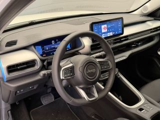 Jeep Avenger Summit 54 kWh Navigatie | Climate | Apple Carplay/Android Auto | | Achteruitrijcamera | Cruise co...