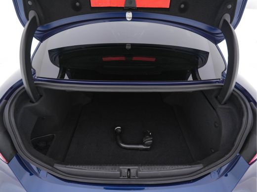 Alfa Romeo Giulia 2.0T B-Tech (INCL-BTW) Aut. *LUXURY-LEATHER | XENON | ADAPTIVE-CRUISE | MEMORY-PACK | HEATED-SPOR... ActivLease financial lease