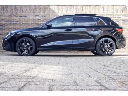 Audi A3 Sportback 40 TFSI e | Pano | Cam Leder | Carplay | Sfeerverlichting ActivLease financial lease