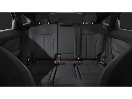 Audi Q3 S edition | Adaptive cruise control | Audi sound system | Cruise control ActivLease financial lease