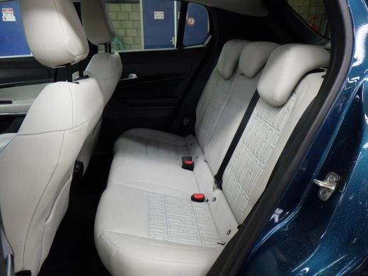 Fiat 600 La Prima 54 kWh 156pk | Vol-Leder | Adaptive Cruise | Massage | Elektr. Achterklep | Achteruitrij... ActivLease financial lease