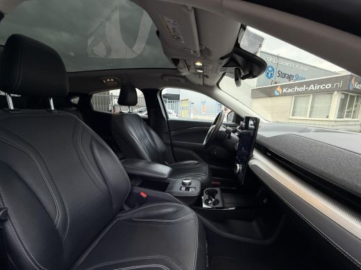 Ford Mustang Mach-E Mach-E Extended 98 kWh | Panorama | B&O Sound | 360 Camera | ActivLease financial lease