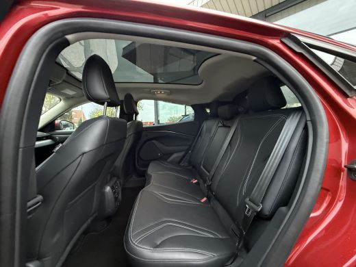 Ford Mustang Mach-E Mach-E Extended 98 kWh | Panorama | B&O Sound | 360 Camera | ActivLease financial lease