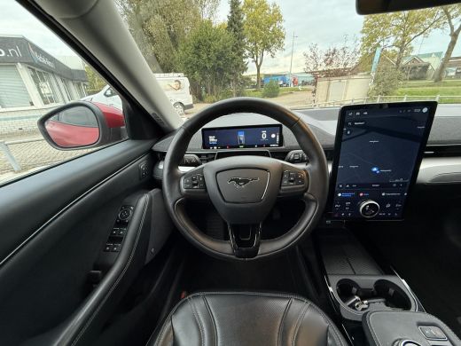 Ford Mustang Mach-E Mach-E Extended 98 kWh | Panorama | B&O Sound | 360 Camera | ActivLease financial lease