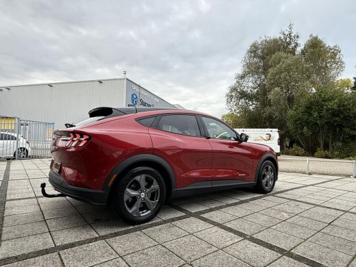 Ford Mustang Mach-E Mach-E Extended 98 kWh | Panorama | B&O Sound | 360 Camera | ActivLease financial lease