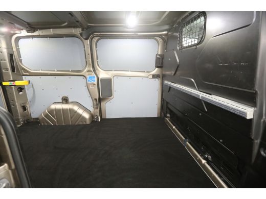 Ford Transit Custom 290 2.0 TDCI L1H1 Sport | 185PK | Automaat | Airco | 3-Zits | Cruise | Camera | Carplay | Trekh. ... ActivLease financial lease