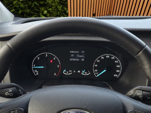 Ford Transit Custom 300 Trend L2 130pk | Lage kilometerstand! | Parkeersensoren voor en achter | DAB ActivLease financial lease