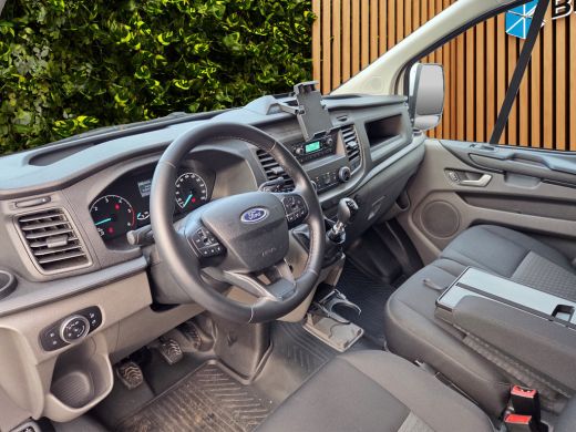 Ford Transit Custom 300 Trend L2 130pk | Lage kilometerstand! | Parkeersensoren voor en achter | DAB ActivLease financial lease