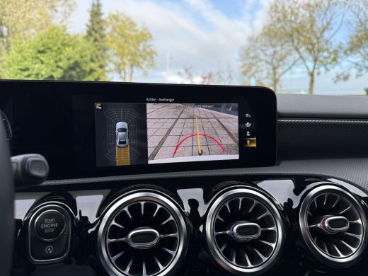 Mercedes-Benz A-Klasse 180 Luxury Line Aut. | Navi | Camera | Trekhaak ActivLease financial lease