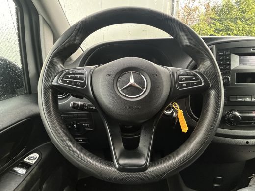 Mercedes-Benz Vito 114 CDI 136 PK AUTOMAAT / L2H1 / 1e EIG. / TREKHAAK / AIRCO / CRUISE / BLUETOOTH / PDC ActivLease financial lease