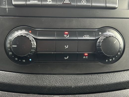 Mercedes-Benz Vito 114 CDI 136 PK AUTOMAAT / L2H1 / 1e EIG. / TREKHAAK / AIRCO / CRUISE / BLUETOOTH / PDC ActivLease financial lease