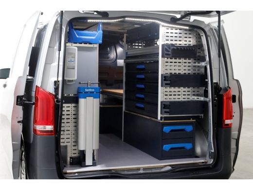 Mercedes-Benz Vito 114 CDI 136pk Compact 9G Automaat 2x Schuifdeur/LED/Camera/Navi/Inrichting 05-2022 ActivLease financial lease