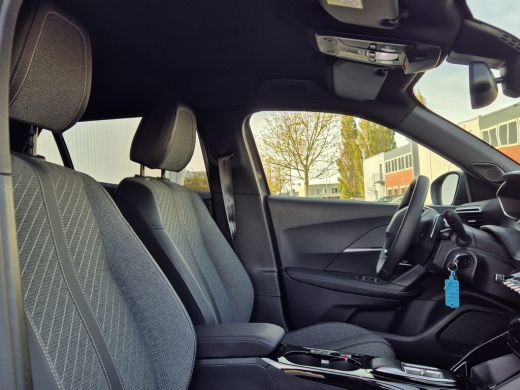 Peugeot 2008 1.2 Hybrid 136PK Allure Automaat | Draadloze Apple Carplay / Android Auto | 17" Licht Metalen Vel... ActivLease financial lease