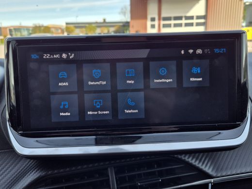 Peugeot 2008 1.2 Hybrid 136PK Allure Automaat | Draadloze Apple Carplay / Android Auto | 17" Licht Metalen Vel... ActivLease financial lease