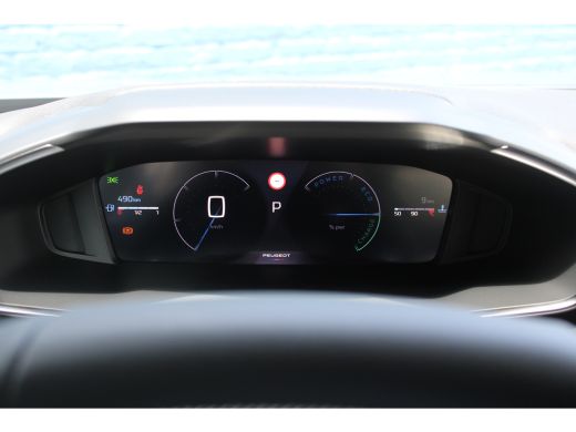 Peugeot 2008 1.2 Hybrid 145 Allure | Automaat | Navigatie | Camera voor + achter | Keyless | Mild Hybrid | ActivLease financial lease