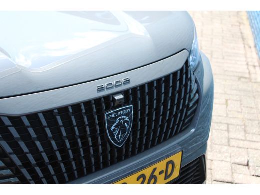 Peugeot 2008 1.2 Hybrid 145 Allure | Automaat | Navigatie | Camera voor + achter | Keyless | Mild Hybrid | ActivLease financial lease