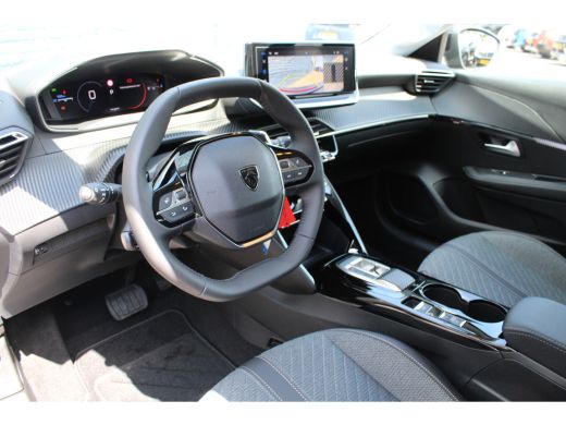 Peugeot 208 1.2 Hybrid 110 e-DCS6 Allure | Automaat | Navigatie | Camera voor + achter | Mild Hybrid | Nieuw ... ActivLease financial lease