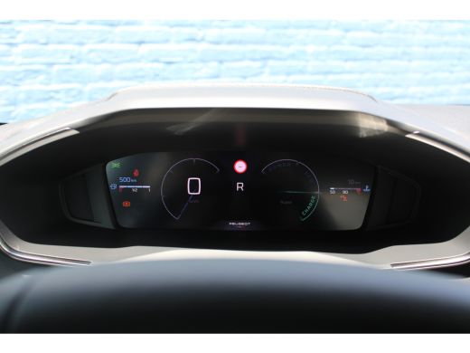 Peugeot 208 1.2 Hybrid 110 e-DCS6 Allure | Automaat | Navigatie | Camera voor + achter | Mild Hybrid | Nieuw ... ActivLease financial lease