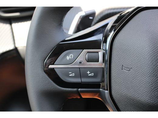 Peugeot 208 1.2 Hybrid 110 e-DCS6 Allure | Automaat | Navigatie | Camera voor + achter | Mild Hybrid | Nieuw ... ActivLease financial lease