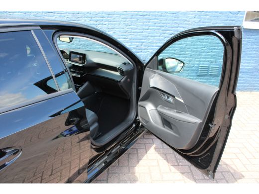 Peugeot 208 1.2 Hybrid 110 e-DCS6 Allure | Automaat | Navigatie | Camera voor + achter | Mild Hybrid | Nieuw ... ActivLease financial lease