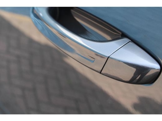 Peugeot 5008 1.2 Hybrid 136 GT | Automaat | Navigatie | Camera | Apple carplay | Mild Hybrid | Nieuw model | B... ActivLease financial lease