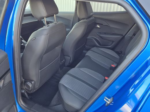 Peugeot e-2008 EV Blue Lease Allure 50 kWh | Camera | Cruise Control | Navigatie | Apple Carplay / Android Auto ... ActivLease financial lease