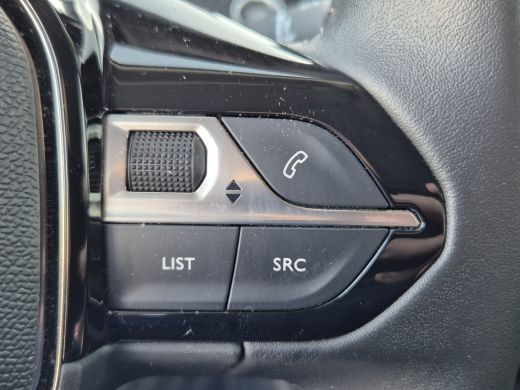 Peugeot e-2008 EV Blue Lease Allure 50 kWh | Camera | Cruise Control | Navigatie | Apple Carplay / Android Auto ... ActivLease financial lease