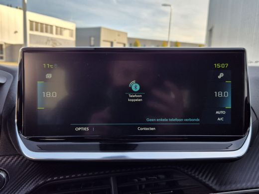 Peugeot e-2008 EV Blue Lease Allure 50 kWh | Camera | Cruise Control | Navigatie | Apple Carplay / Android Auto ... ActivLease financial lease