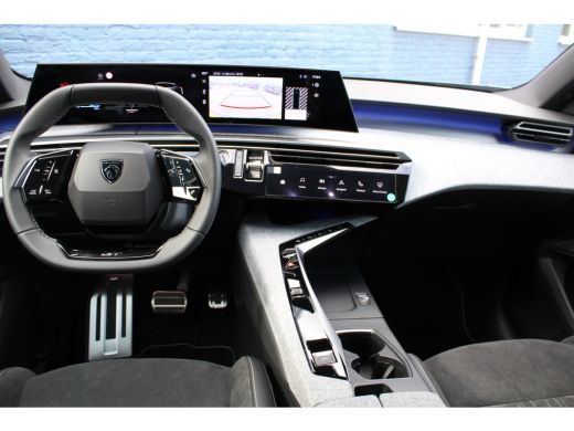 Peugeot e-3008 GT Avantage 210 73 kWh | Automaat | Navigatie | Camera | Alcantara | Elektrische achterklep | Fas... ActivLease financial lease