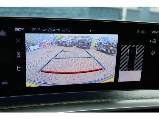 Peugeot e-3008 GT Avantage 210 73 kWh | Automaat | Navigatie | Camera | Alcantara | Elektrische achterklep | Fas... ActivLease financial lease