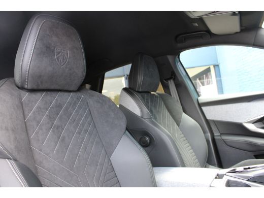 Peugeot e-3008 GT Avantage 210 73 kWh | Automaat | Navigatie | Camera | Alcantara | Elektrische achterklep | Fas... ActivLease financial lease