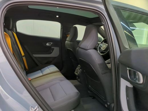 Polestar 2 Long Range AWD Performance 78kWh Pilot Plus | Navi | Camera | Pano | Trekhaak ActivLease financial lease