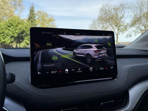 Skoda Enyaq iV 60 Sport Line | Panorama | Navi | Warmtepomp | ActivLease financial lease