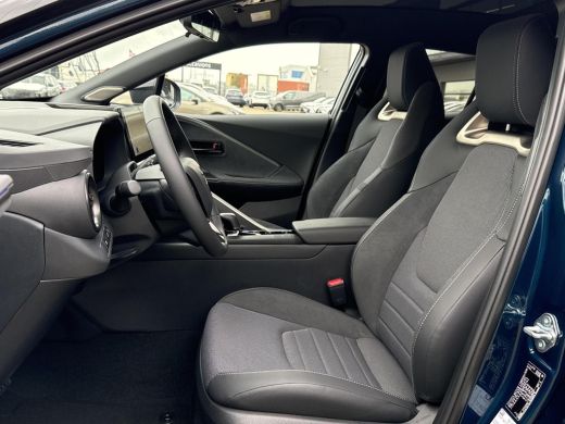 Toyota C-HR 2.0 Plug-in Hybrid 220 Executive **NIEUWE AUTO/ DIRECT LEVERBAAR** ActivLease financial lease